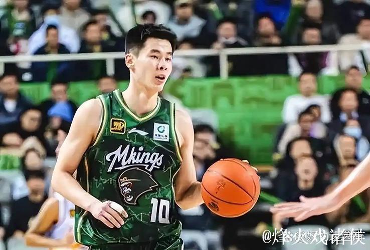 徐虎22+8广东惨败上海 郭昊文31分同曦胜江苏