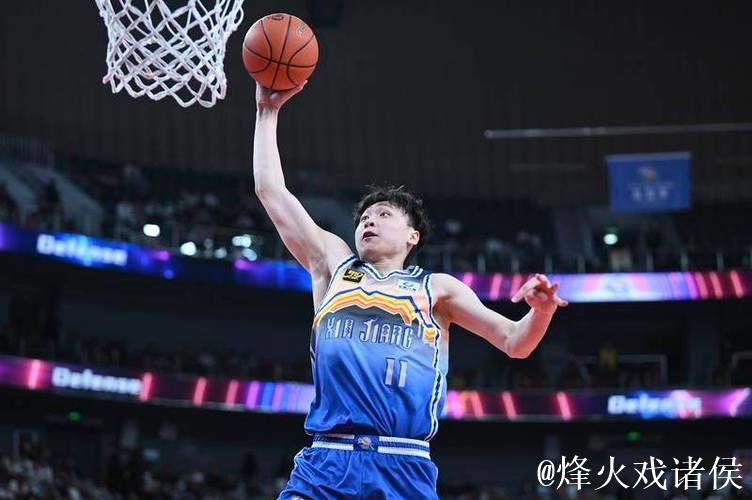 劳森15+12齐麟15分新疆力克首钢 张才仁24分